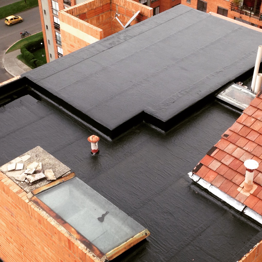 Mantenimiento correctivo en cubiertas de conjuntos residenciales: protege tu inversión y evita daños